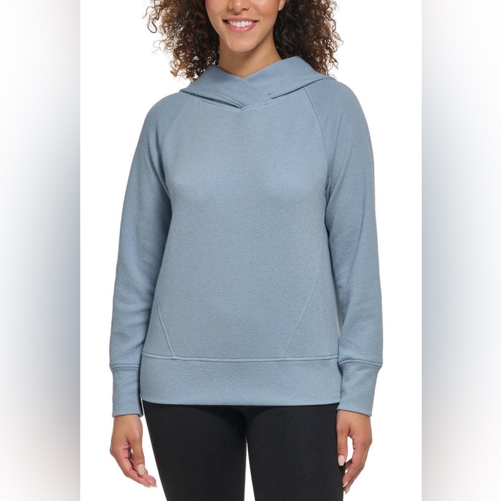 Andrew Marc Women's Relaxed Fit Lightweight Textured Hoodie